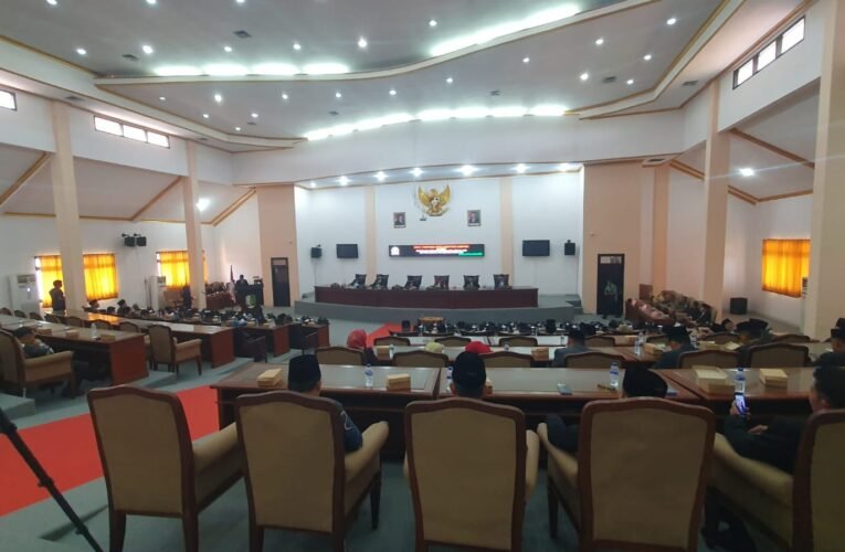 DPRD dan Pemkab Sampang Setujui Raperda tentang APBD Tahun 2026