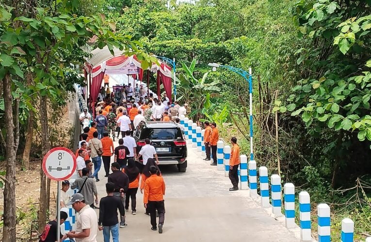 Kado Akhir Tahun, Bupati Resmikan Pembangunan 5 Jembatan dan 1 Embung di Sampang