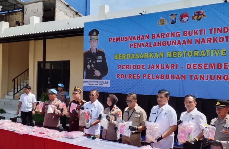Satresnarkoba Polres Pelabuhan Tanjung Perak Musnahkan BB Narkoba dalam Kurun Waktu Januari Hingga Desember 202