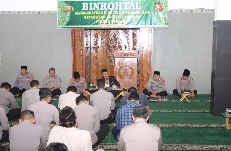 Binrohtal Polres Nganjuk Perkuat Spiritual Personel, Angkat Makna Doa Anak Sholeh