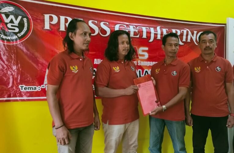 SAH ! H. Moh. Yasin di Daulat Secara Resmi Menjadi Dewan Penasehat AWAS