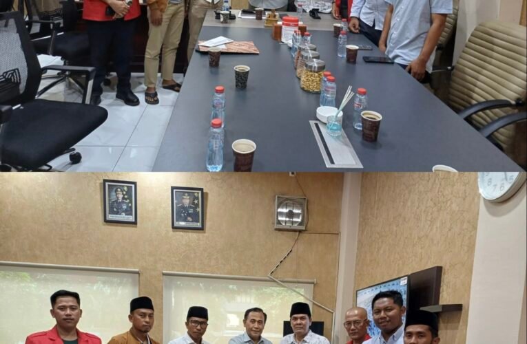 Berbagai Tokoh Masyarakat Dan Ulama’ Meminta Agar Iptu Sujiyono Tidak Di Mutasi Dari Jabatanya