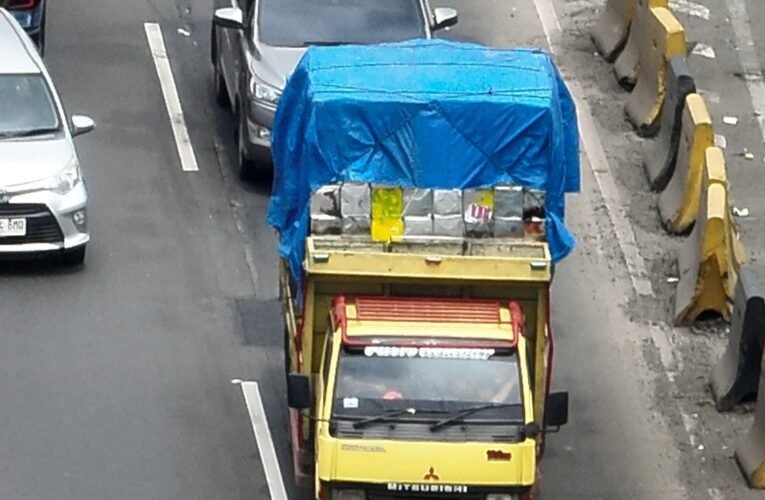Korlantas Polri Terbangkan ETLE Drone Patrol Presisi di Tol Jakarta – Cikampek Pantau Angkutan Barang Pada Jalur Logistik*