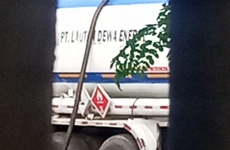 Tangki BBM Lautan Dewa Energy Parkir, Dituduh Tempat Penimbunan