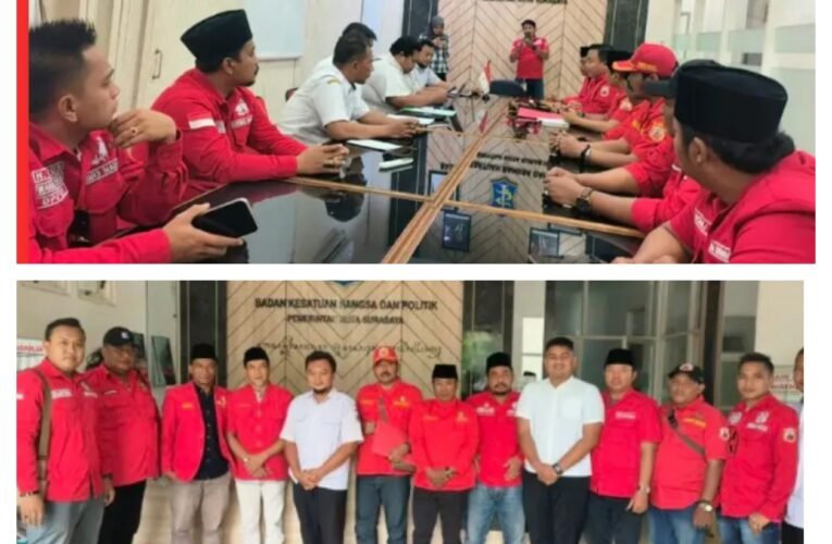 BAKESBANGPOL SURABAYA “ALERGI ” MADAS AUDENSI BATAL PERTANYAAN MENGEMUKA