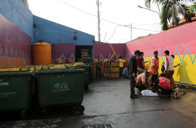 Aktivitas Pemulung di TPS Meningkat, Pemkot Surabaya Lakukan Penertiban